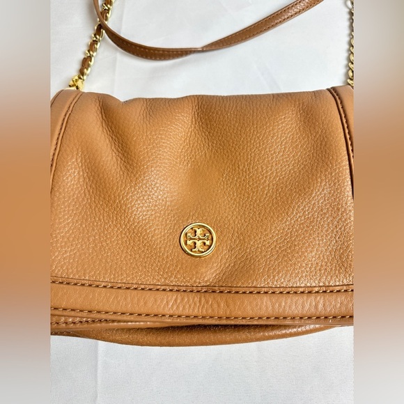 Tory Burch Brown Leather Crossbody Bag with Gold Chain - Picture 3 of 11